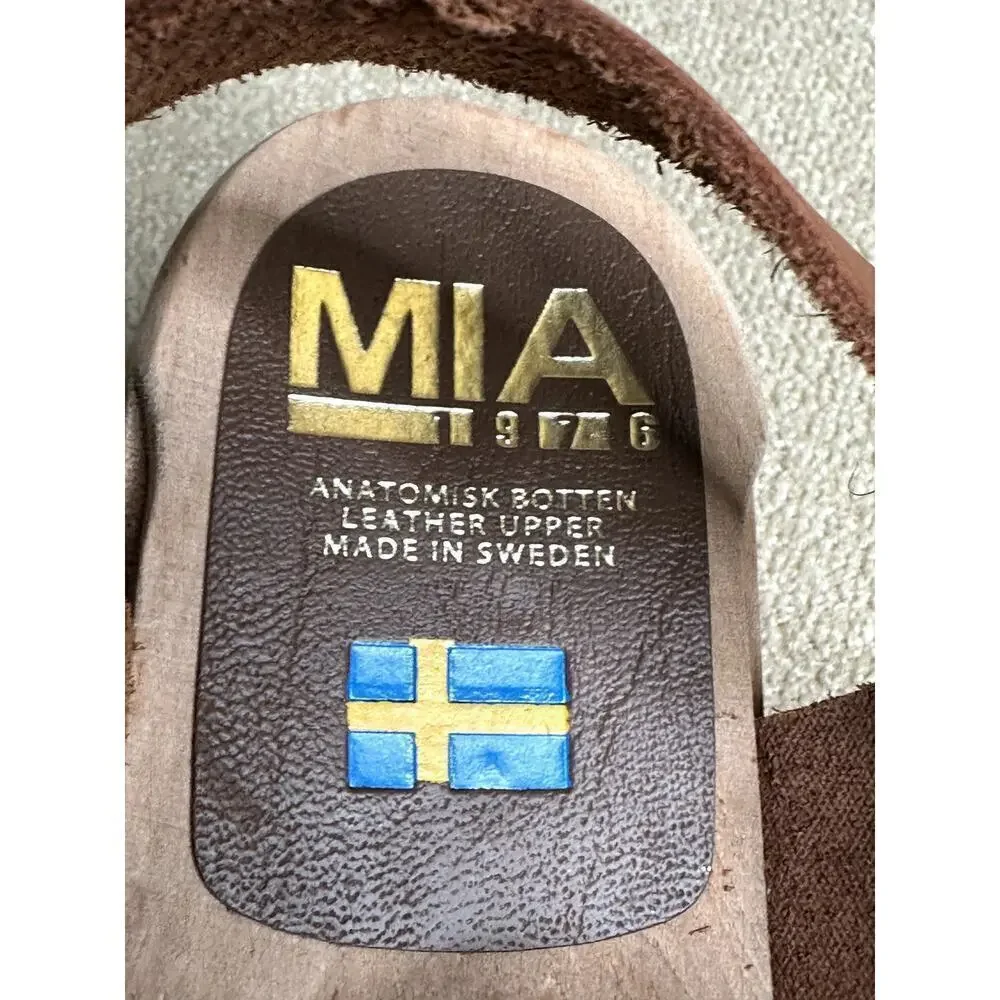 Mia Abby Cognac Brown Leather Wooden 3